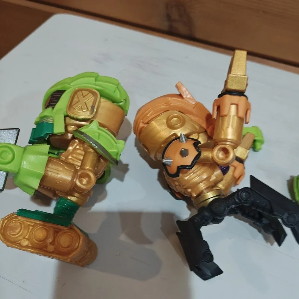 Treasure X Season‎ 9? Bundle Green Orange Gold ZC3